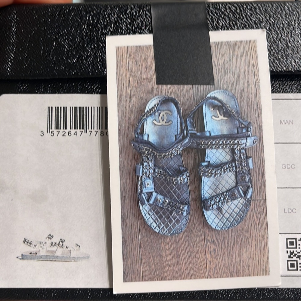 Chanel metallized lambskin leather silver sandals 39.5